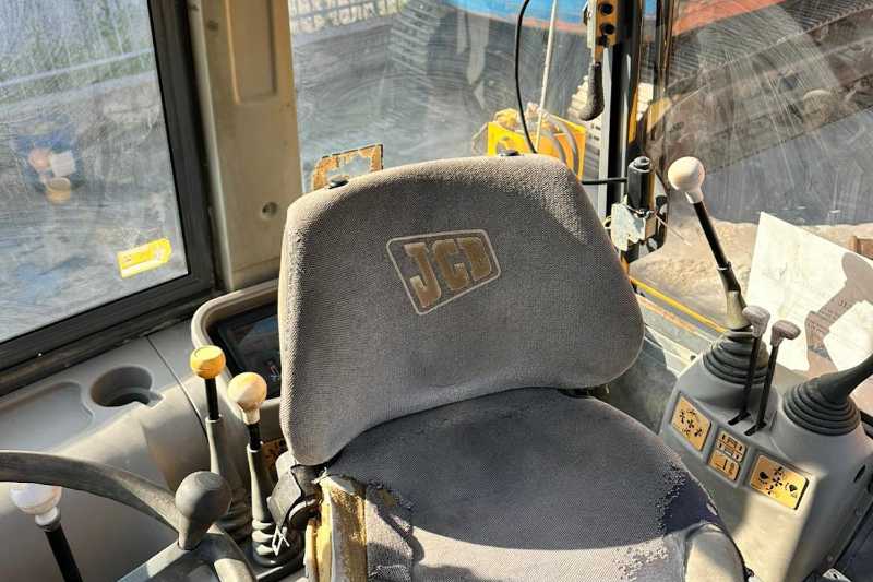 OmecoHub - Immagine JCB 2DX